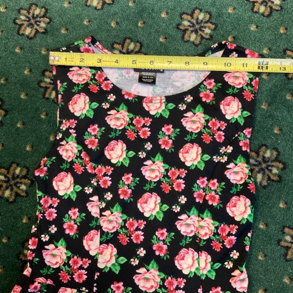 Wet Seal Women Tank Top Peplum Ruffle Size S Black Pink Floral Stretch Colorful - Picture 4 of 10